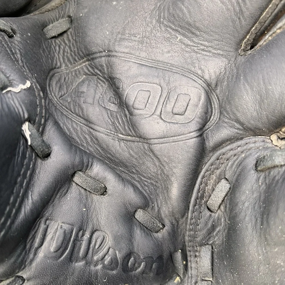 Wilson baseball glove